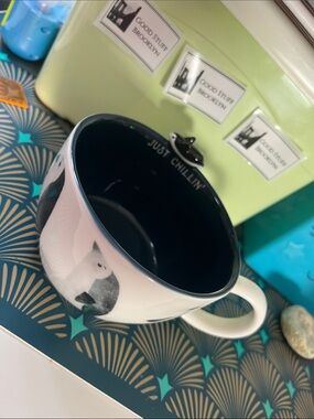 Paper Destiny Penguin Just Chillin' Oversized Mug NWOT